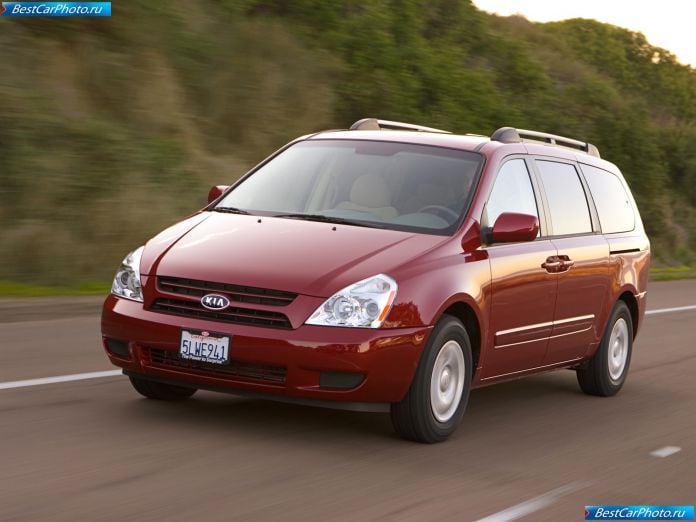 2006 Kia Sedona - фотография 4 из 67