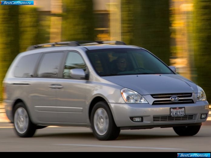 2006 Kia Sedona - фотография 19 из 67