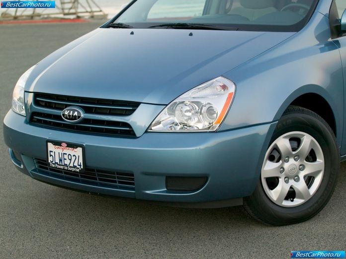 2006 Kia Sedona - фотография 53 из 67