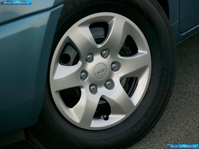 2006 Kia Sedona - фотография 67 из 67