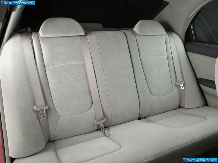 2006 Kia Spectra - фотография 11 из 18