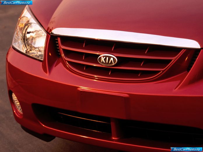 2006 Kia Spectra - фотография 15 из 18