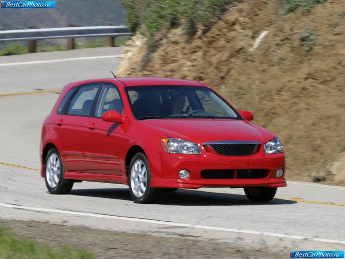 2006 Kia Spectra5 - фотография 6 из 42