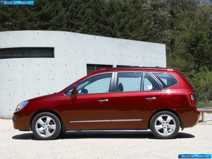 2007 Kia Carens - фотография 29 из 113