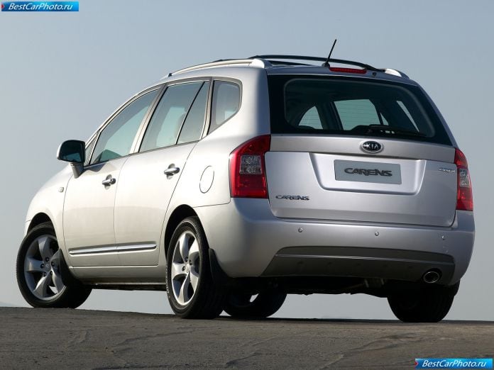 2007 Kia Carens - фотография 36 из 113