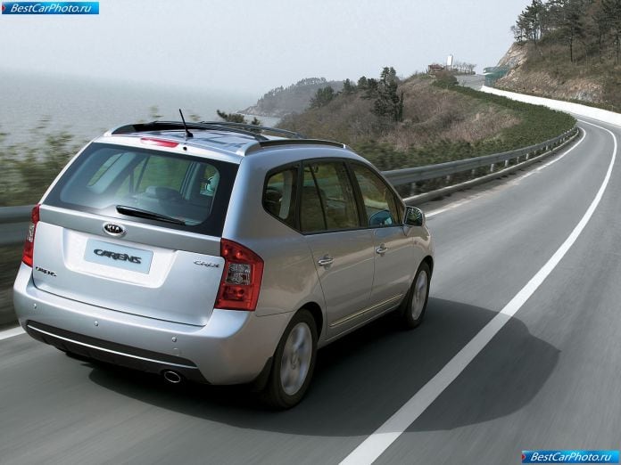 2007 Kia Carens - фотография 39 из 113