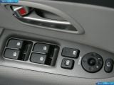 kia_2007-carens_1600x1200_075.jpg