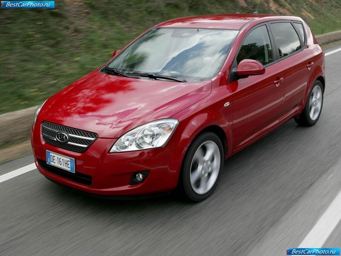 2007 Kia Cee-d - фотография 8 из 48