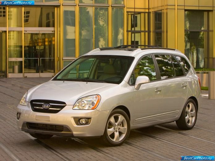 2007 Kia Rondo - фотография 2 из 16
