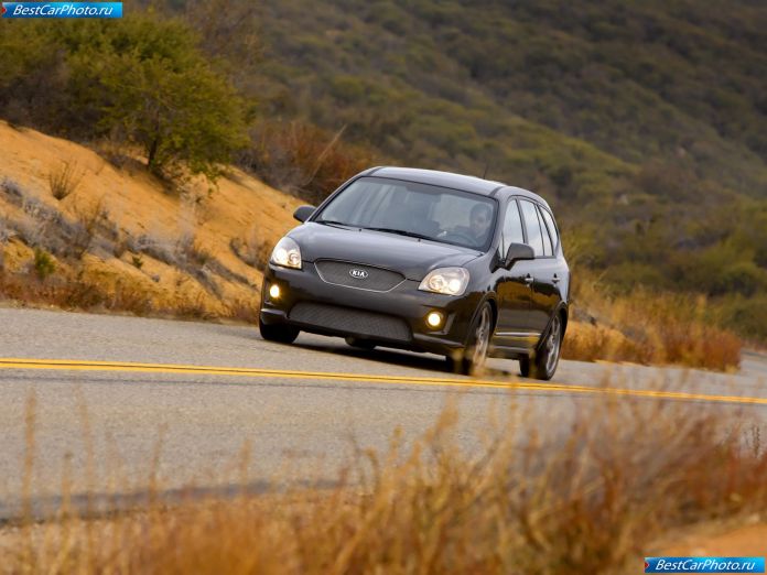 2007 Kia Rondo Sx Concept - фотография 14 из 33