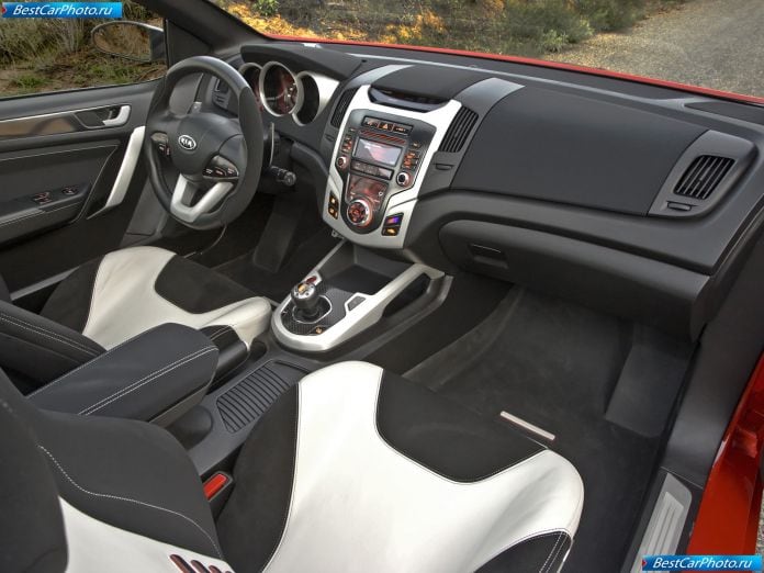 2008 Kia Koup Concept - фотография 12 из 30