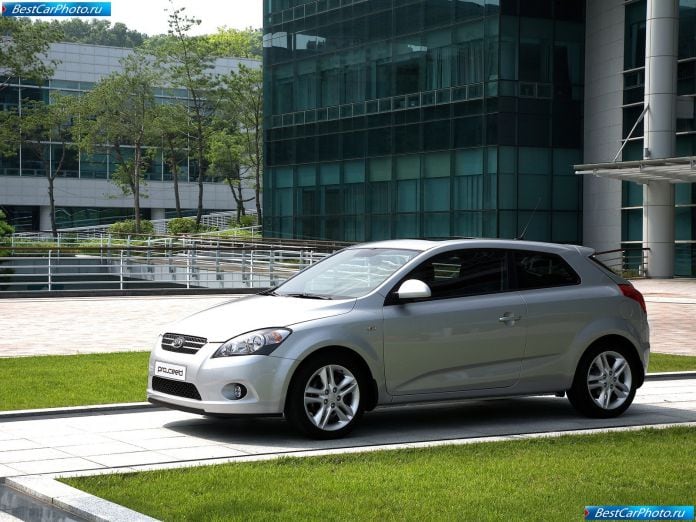 2008 Kia Pro-cee-d - фотография 13 из 90