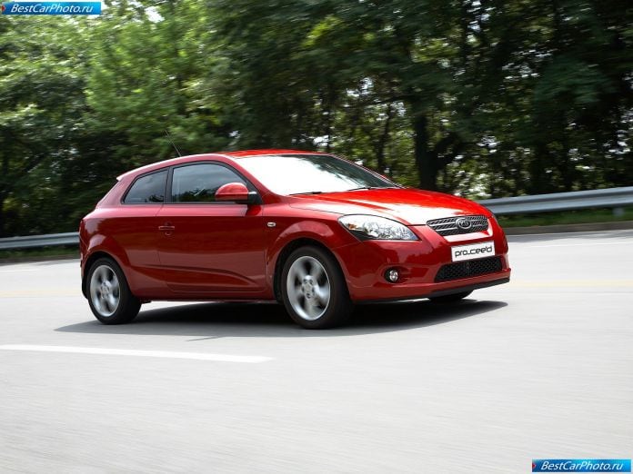 2008 Kia Pro-cee-d - фотография 14 из 90