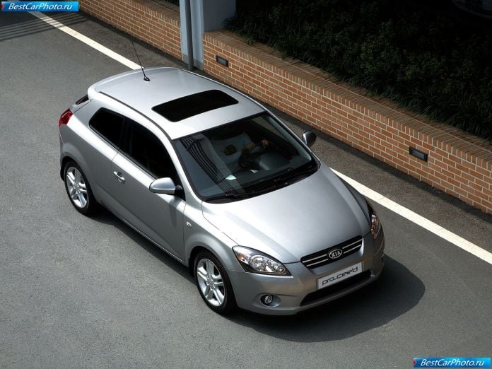 2008 Kia Pro-cee-d - фотография 34 из 90