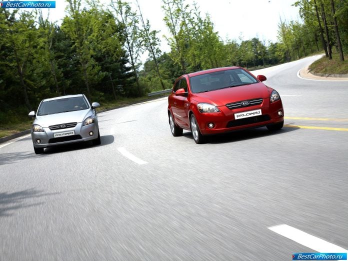 2008 Kia Pro-cee-d - фотография 37 из 90