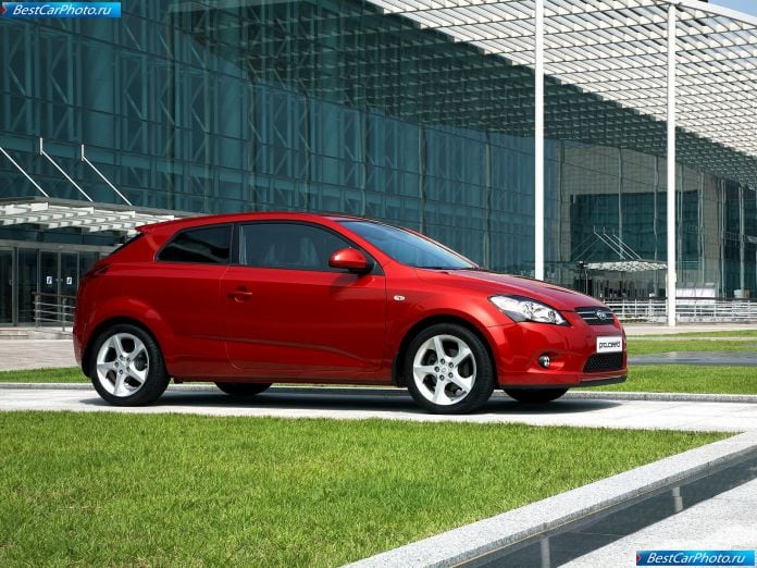 2008 Kia Pro-cee-d - фотография 38 из 90