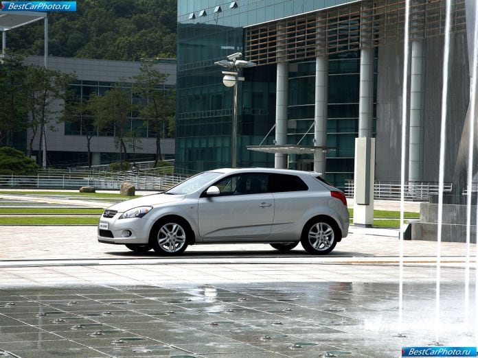 2008 Kia Pro-cee-d - фотография 44 из 90