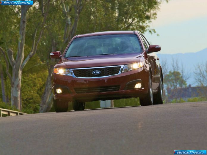 2009 Kia Optima - фотография 9 из 23