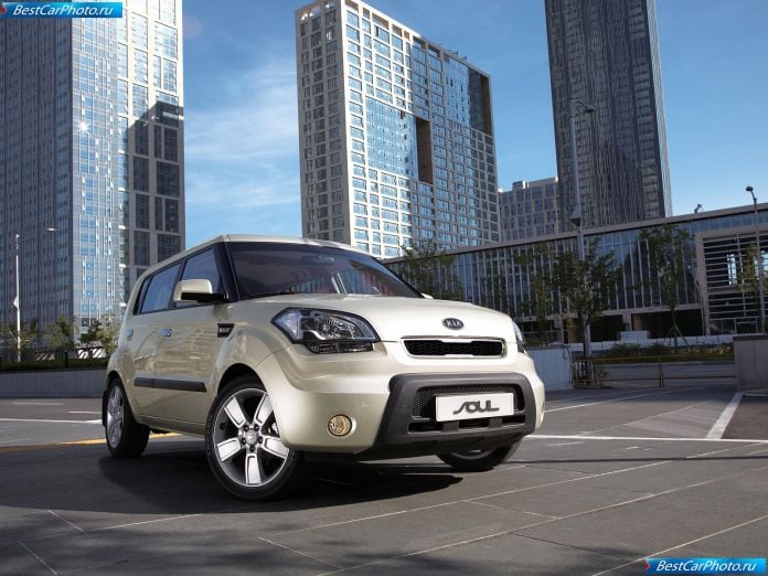 2009 Kia Soul - фотография 2 из 120