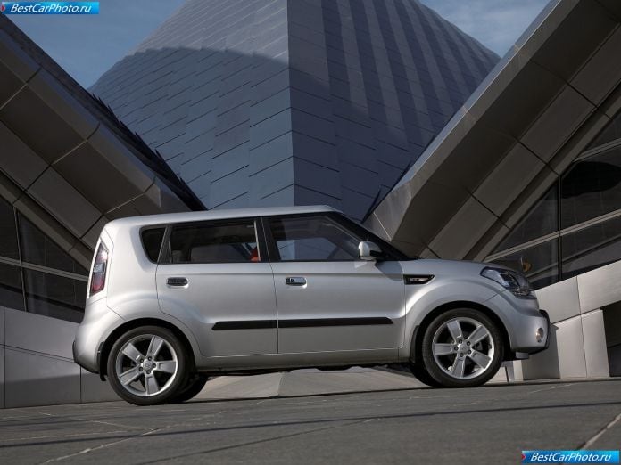 2009 Kia Soul - фотография 18 из 120