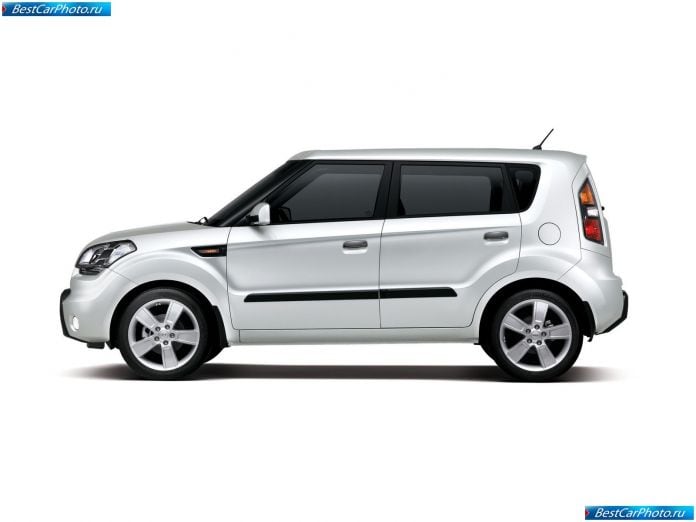 2009 Kia Soul - фотография 39 из 120