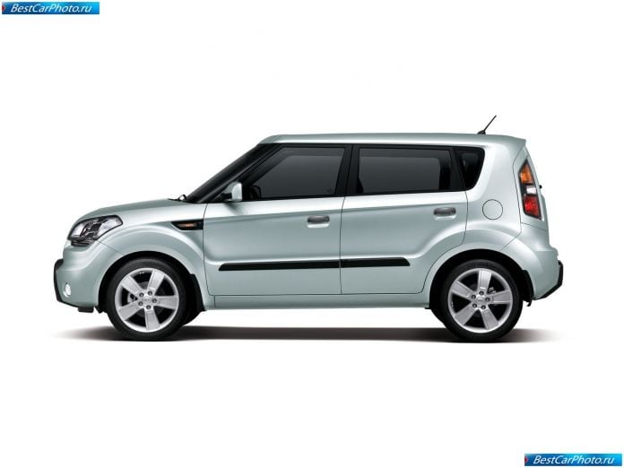 2009 Kia Soul - фотография 41 из 120