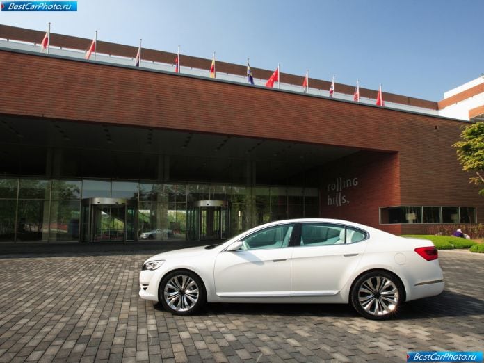 2009 Kia Vg Concept - фотография 4 из 12