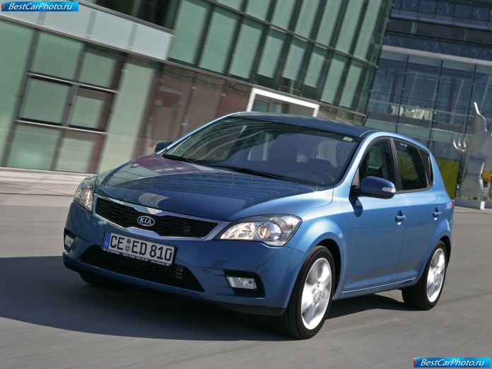2010 Kia Ceed - фотография 3 из 59