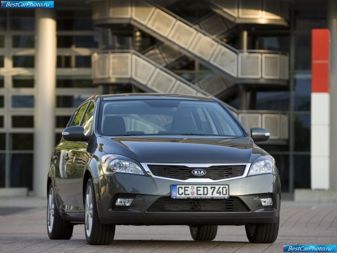 2010 Kia Ceed - фотография 6 из 59