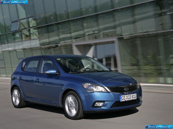 2010 Kia Ceed - фотография 12 из 59