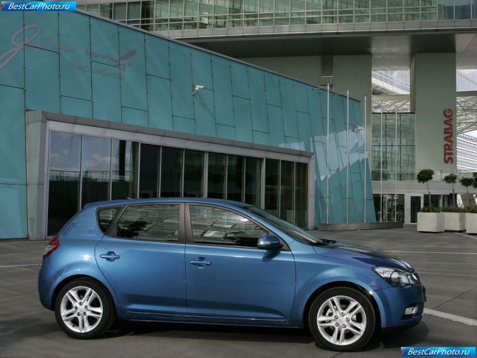 2010 Kia Ceed - фотография 20 из 59