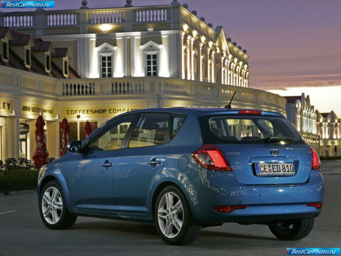 2010 Kia Ceed - фотография 29 из 59