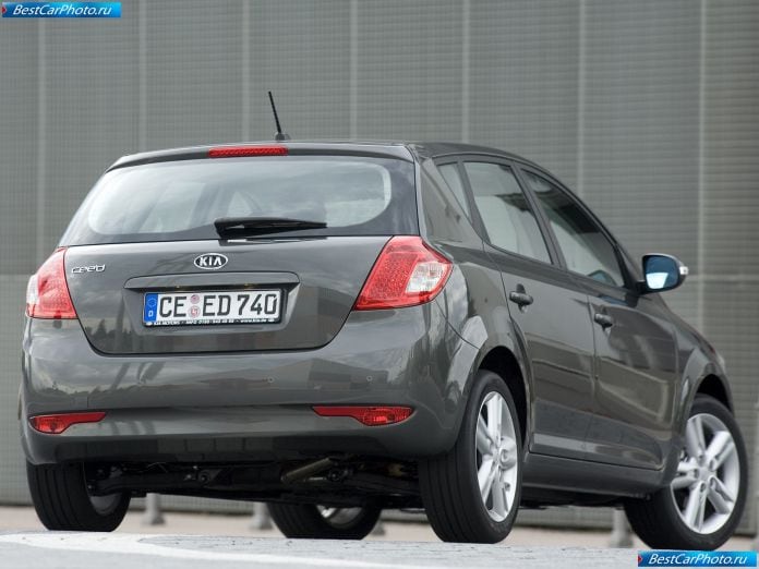 2010 Kia Ceed - фотография 33 из 59