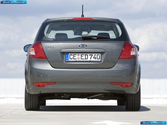 2010 Kia Ceed - фотография 38 из 59