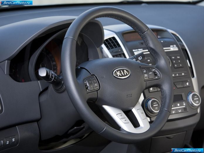 2010 Kia Ceed - фотография 40 из 59