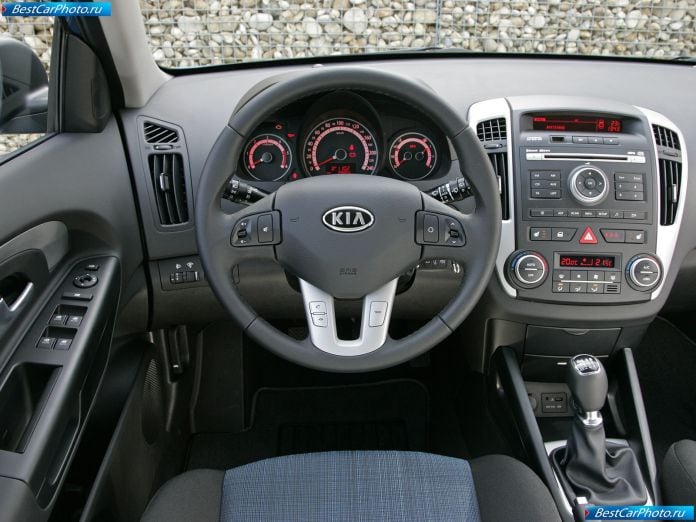 2010 Kia Ceed - фотография 42 из 59