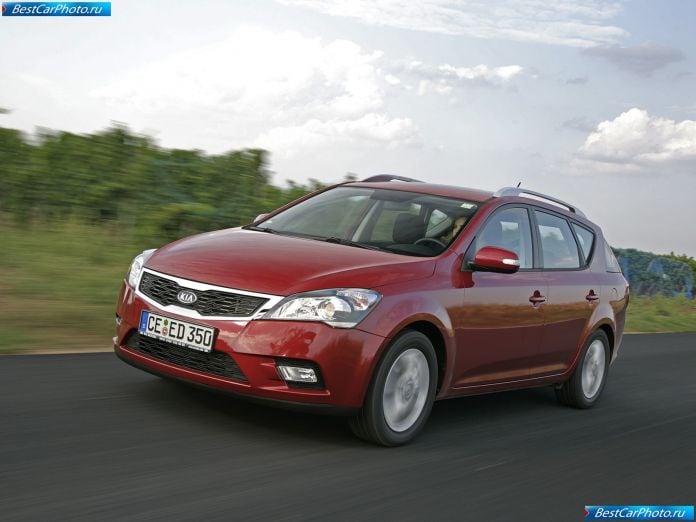 2010 Kia Ceed Sw - фотография 11 из 54