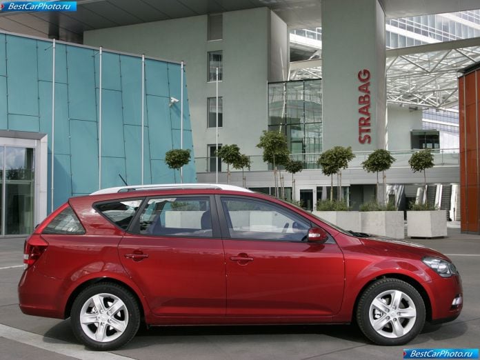 2010 Kia Ceed Sw - фотография 14 из 54