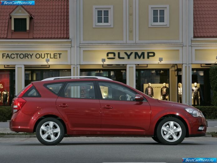 2010 Kia Ceed Sw - фотография 17 из 54