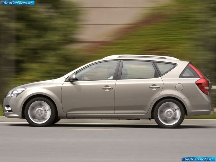 2010 Kia Ceed Sw - фотография 18 из 54