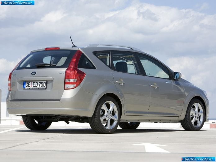 2010 Kia Ceed Sw - фотография 23 из 54