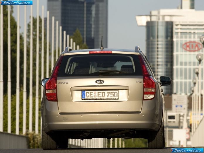 2010 Kia Ceed Sw - фотография 30 из 54