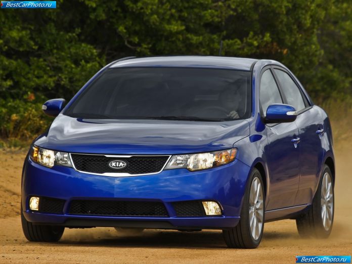 2010 Kia Cerato/Forte - фотография 7 из 37