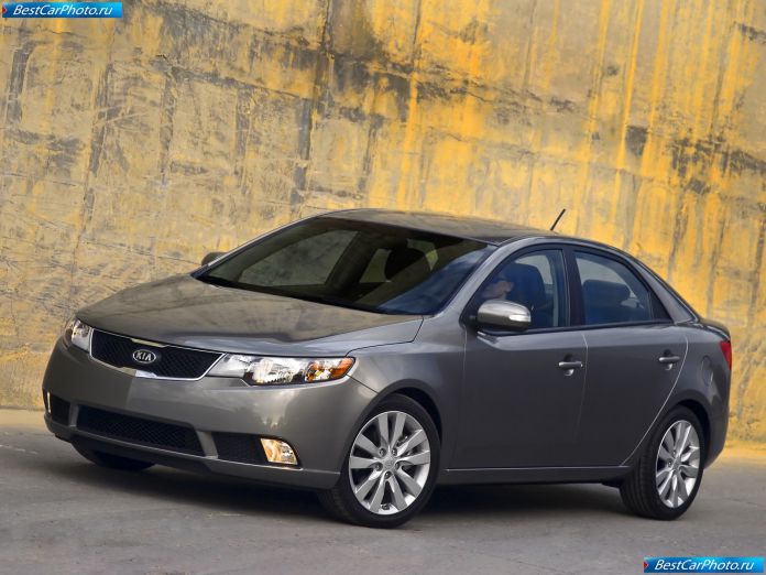 2010 Kia Cerato/Forte - фотография 10 из 37