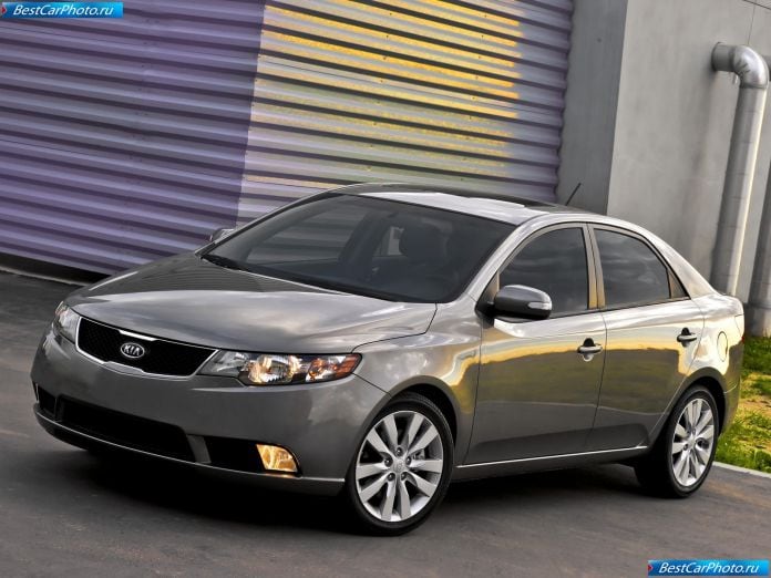 2010 Kia Cerato/Forte - фотография 11 из 37
