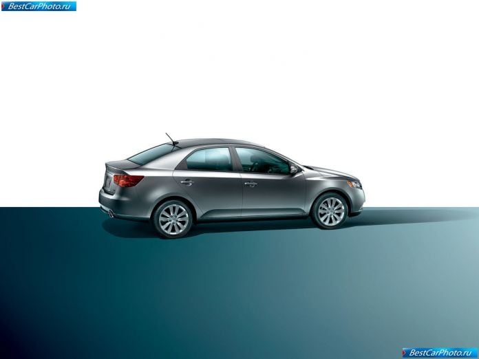 2010 Kia Cerato/Forte - фотография 23 из 37