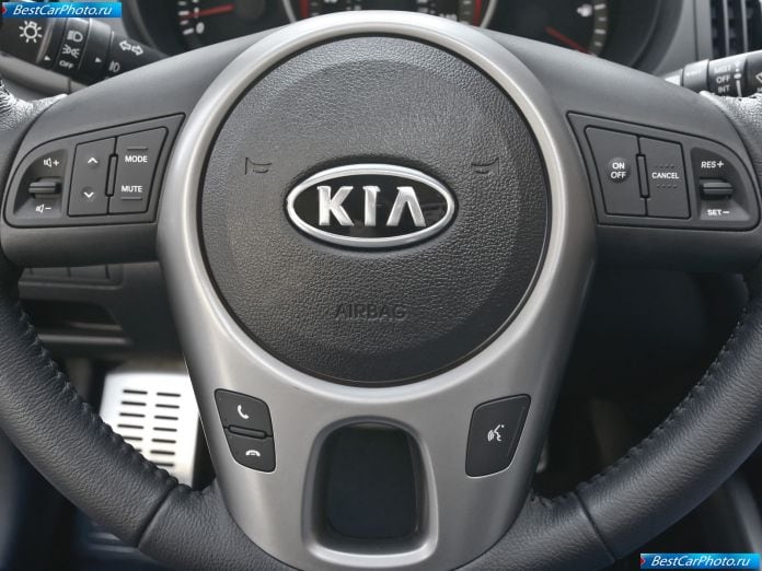 2010 Kia Cerato/Forte Koup - фотография 23 из 57