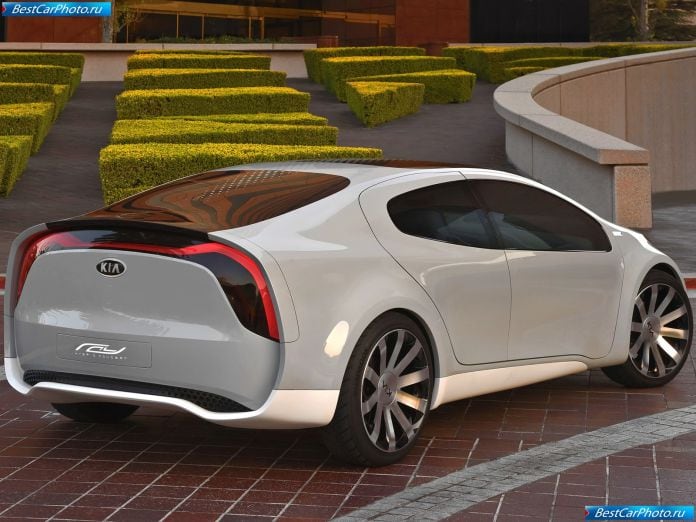 2010 Kia Ray Plug-in Hybrid Concept - фотография 3 из 9