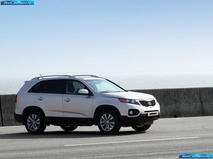 2010 Kia Sorento - фотография 14 из 76