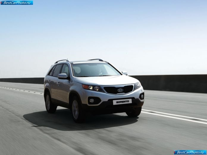 2010 Kia Sorento - фотография 15 из 76